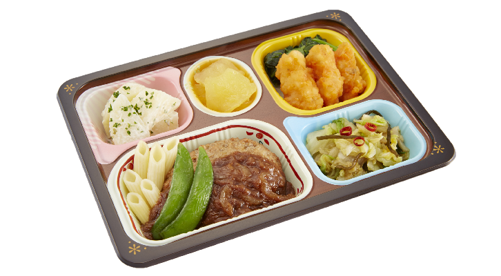 冷凍のおかずを5食1セットにしてヤマト運輸株式会社「クール宅急便（冷凍）」でお届けします。レンジで温めるだけです。メニューは週替わりです。毎週月曜日にお届けします。
※『冷凍おかずセット』のみのお届けもできます。
